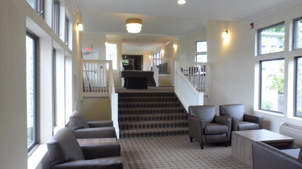 Ramada By Wyndham Rock Hill At Sullivan Center Exterior foto